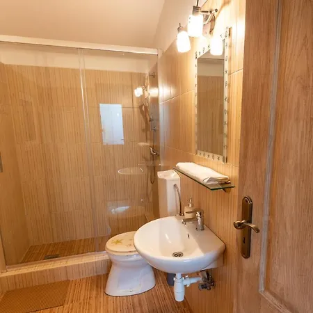 Guest house Adel Vendeghaz 3*