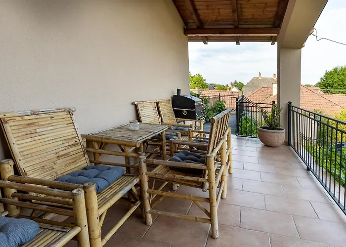 Adel Vendeghaz Konukevi Zamárdi