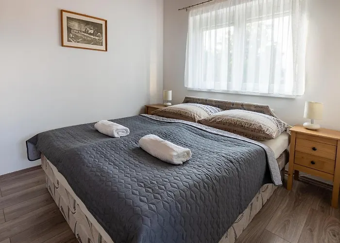 Adel Vendeghaz Konukevi Zamárdi